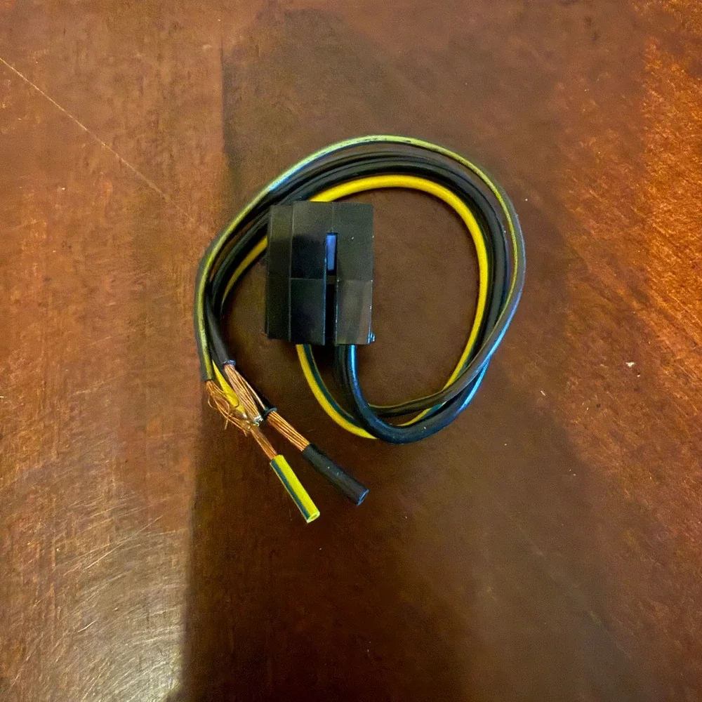 ACDelco Professional PT1999 Wiring Pigtail Connector GM 88860554‎
